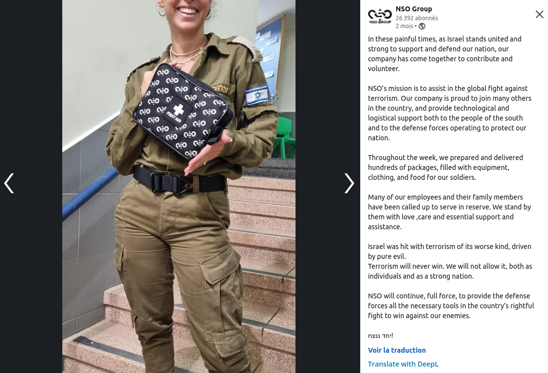 Photo partagée sur LinkedIn par NSO avec un kit de première urgence aux couleurs de l'entreprise distribué à une soldate de Tsahal