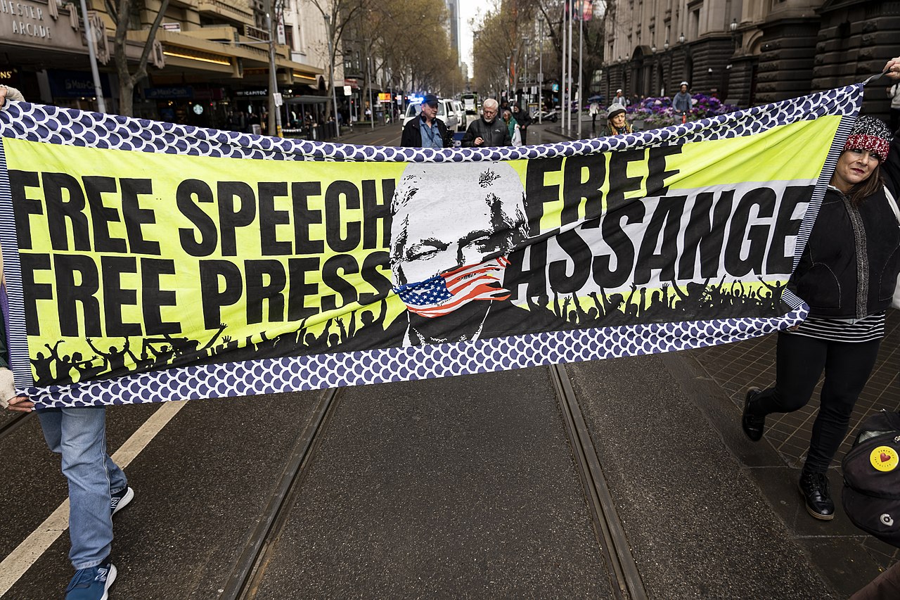 Free Speech Free Assange