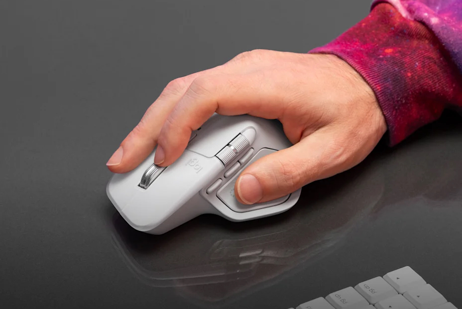 ☕️ Une batterie remplaçable dans les souris Logitech en 2027, mais uniquement en Europe